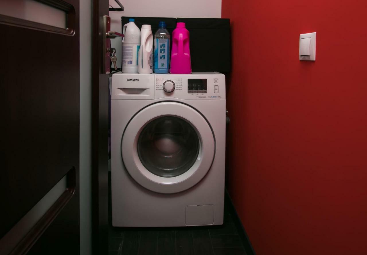 Apartament 2 Camere Bucarest Esterno foto